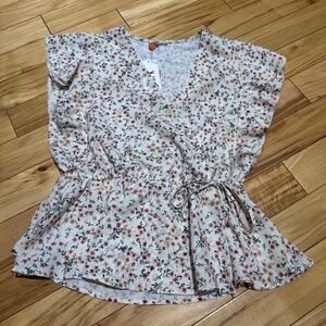 West K Ditsy Floral Womens Top/Blouse